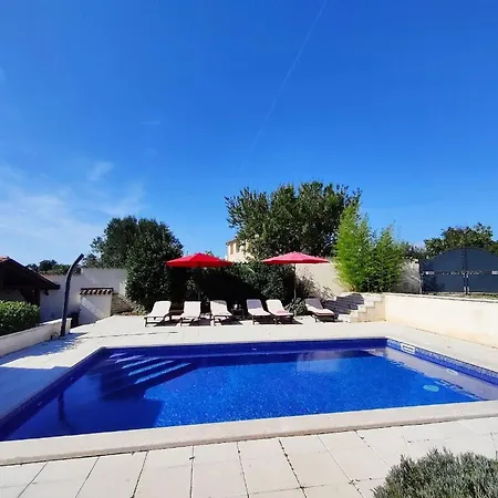 Ferienhaus Sabina Mit Zwei Und Pool *